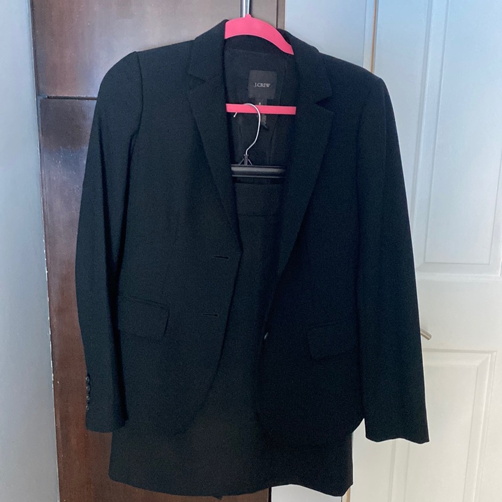 Jcrew size 4 pencil skirt with blazer suit 100% wool in black